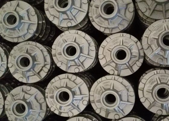 OEM Χυτά Σιδερένια Μέρη Για Πίσω Τροχόσφαιρα Περονοφόρου Φορτηγού Τελειωμένη Βαφή Με Ακριβή Διάσταση