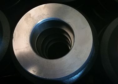 Το πράσινο πετώντας Forklift τύμπανο φρένων μερών φορτηγών τελειώνει το γκρίζο υλικό σιδήρου